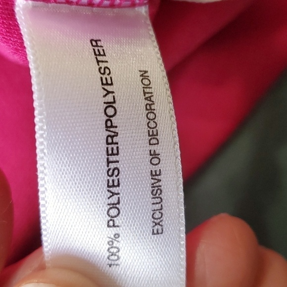 CUTTER & BUCK, women's golf shirt. Fushia pink size small petite. PGA BERMUDA - Picture 10 of 13